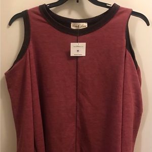 Women’s size Large open shoulder long sleeve top mauve wine color Vine & Love